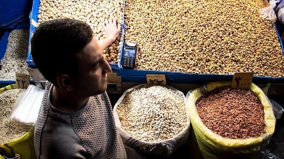 آجیل ها چقدر کالری دارند؟ آجیل ها چقدر کالری دارند؟