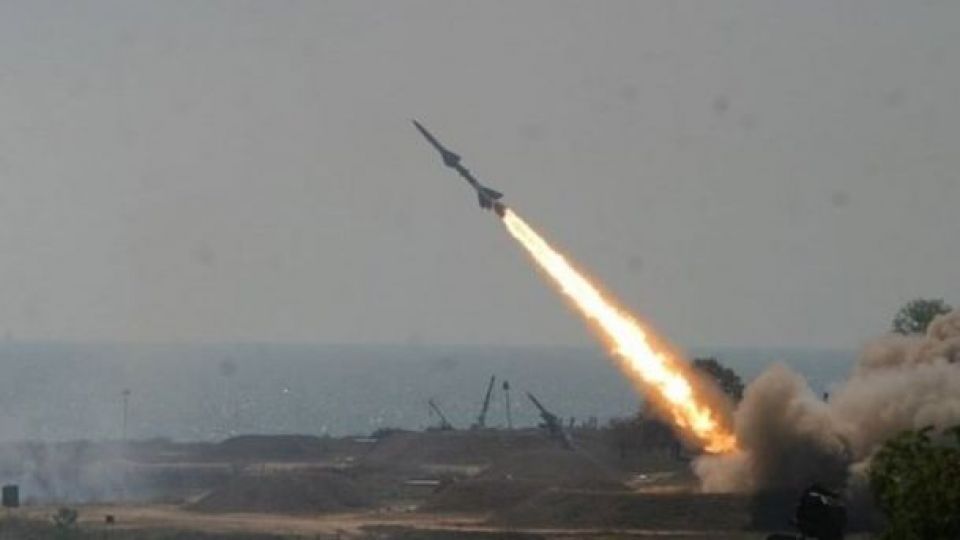 عربستان مدعی رهگیری و انهدام 7 موشک انصارالله یمن شد/ کشته شدن دستکم یک تن در ریاض عربستان مدعی رهگیری و انهدام 7 موشک انصارالله یمن شد/ کشته شدن دستکم یک تن در ریاض