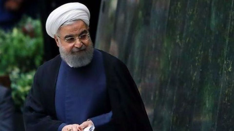 همه با هم کنار دولت هستیم/ جنگ اقتصادی دشمن را تبدیل به فرصت میکنیم همه با هم کنار دولت هستیم/ جنگ اقتصادی دشمن را تبدیل به فرصت میکنیم