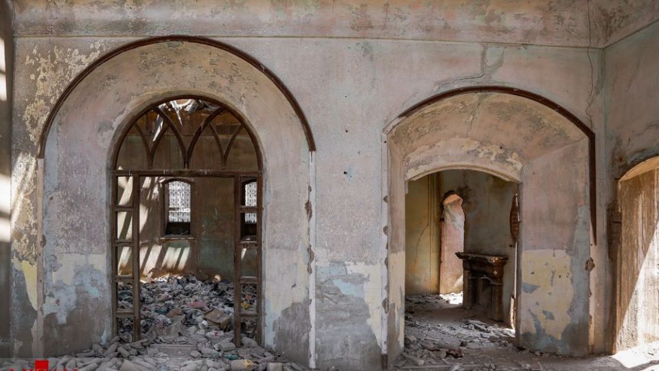 یادگار مخروبه قاجاریه در بازار تهران یادگار مخروبه قاجاریه در بازار تهران