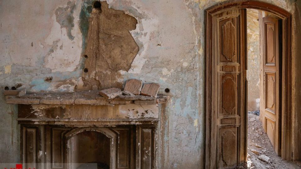 یادگار مخروبه قاجاریه در بازار تهران یادگار مخروبه قاجاریه در بازار تهران