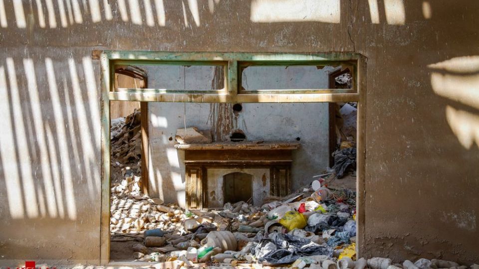 یادگار مخروبه قاجاریه در بازار تهران یادگار مخروبه قاجاریه در بازار تهران