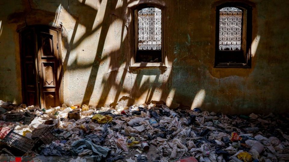 یادگار مخروبه قاجاریه در بازار تهران یادگار مخروبه قاجاریه در بازار تهران