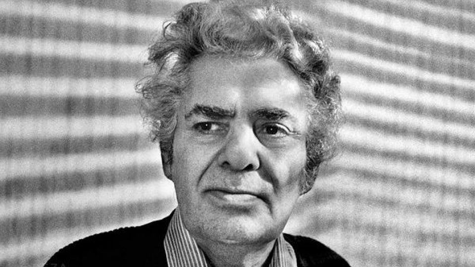 پخش مستندی درباره زندگی «شاملو» از صداوسیما و حواشی جنجالی آن پخش مستندی درباره زندگی «شاملو» از صداوسیما و حواشی جنجالی آن