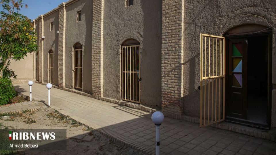 خانه مقام معظم رهبری در زمان تبعید - ایرانشهر خانه مقام معظم رهبری در زمان تبعید - ایرانشهر