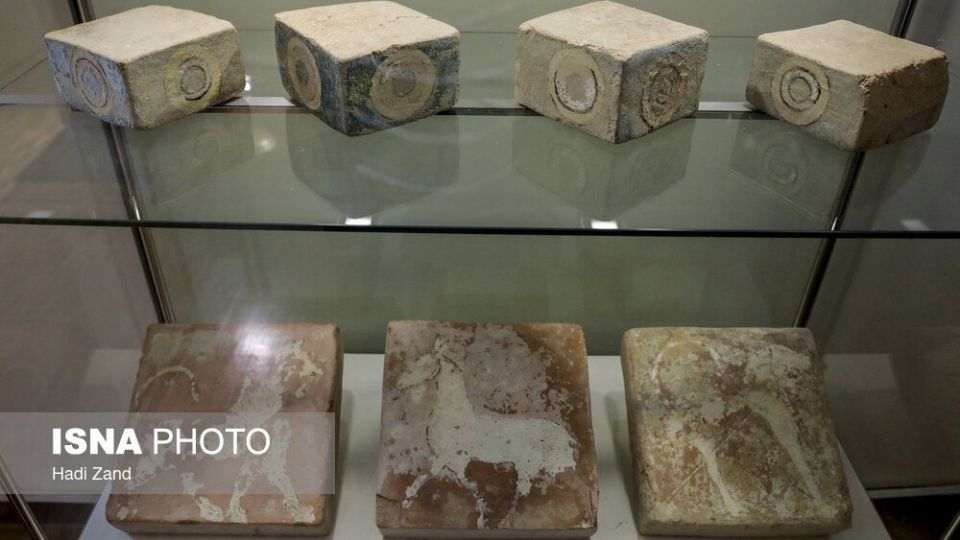 تحفههای از فرنگ برگشته تحفههای از فرنگ برگشته