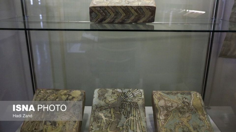 تحفههای از فرنگ برگشته تحفههای از فرنگ برگشته