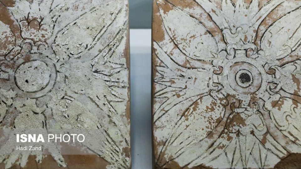 تحفههای از فرنگ برگشته تحفههای از فرنگ برگشته