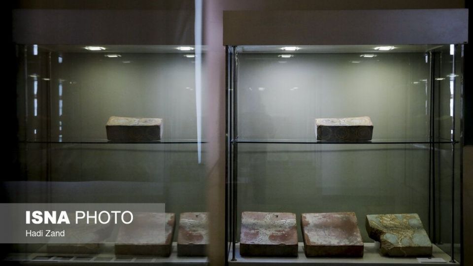 تحفههای از فرنگ برگشته تحفههای از فرنگ برگشته