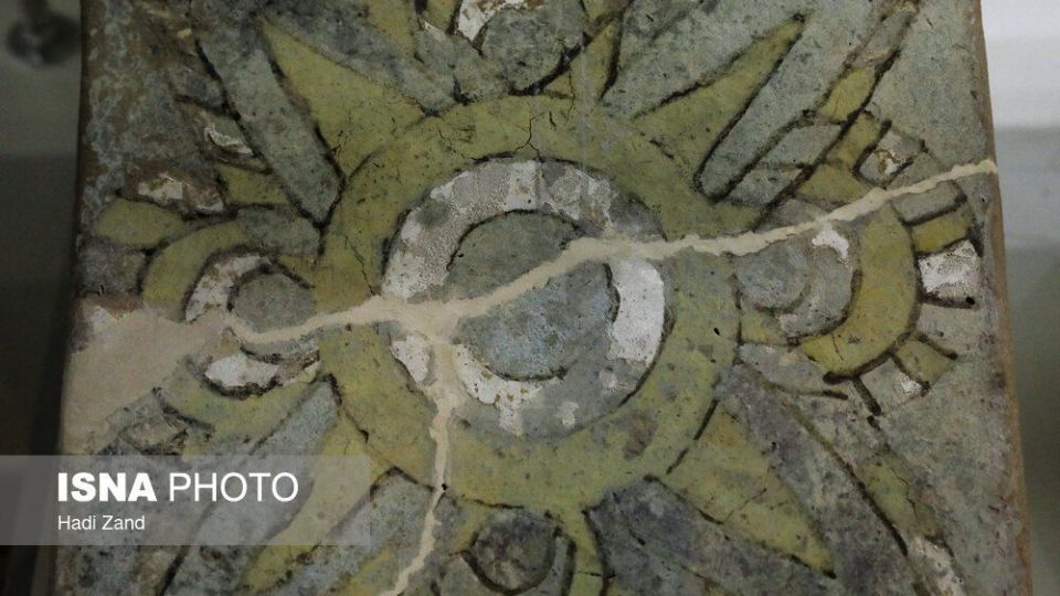 تحفههای از فرنگ برگشته تحفههای از فرنگ برگشته