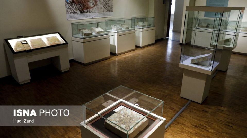 تحفههای از فرنگ برگشته تحفههای از فرنگ برگشته