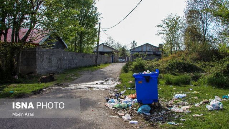 وزیر گردشگری: وضعیت زباله در جاده‌ها و شمال کشور "اسفبار" است