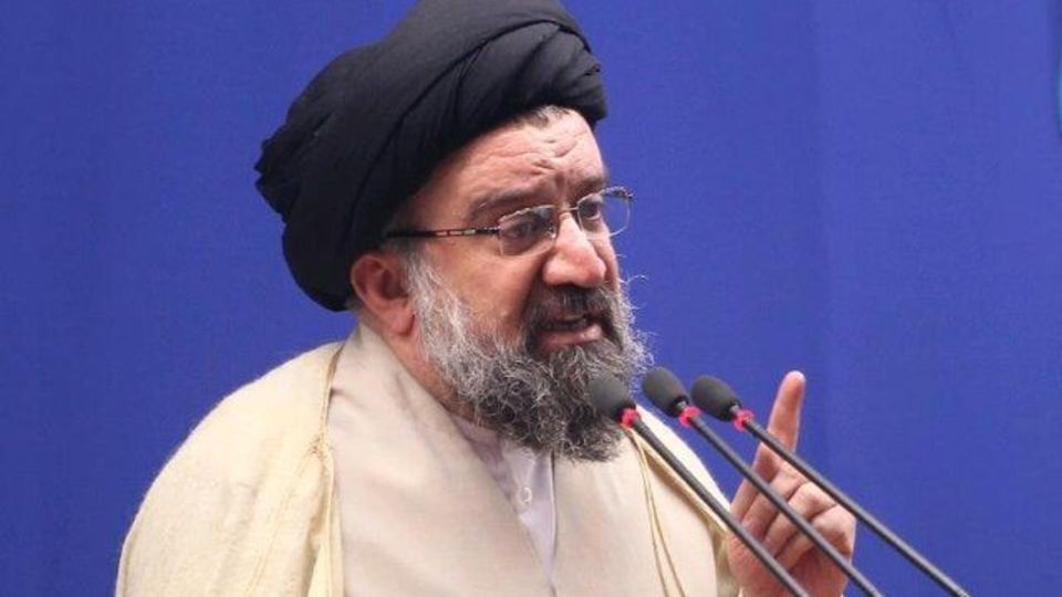 خاتمی: انقلاب اسلامی به کسی باج نمی‌دهد بلکه توی دهن زورگو می‌زند