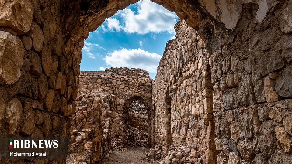کاروانسرای سنگی آهوان، بنای تاریخی در سمنان کاروانسرای سنگی آهوان، بنای تاریخی در سمنان