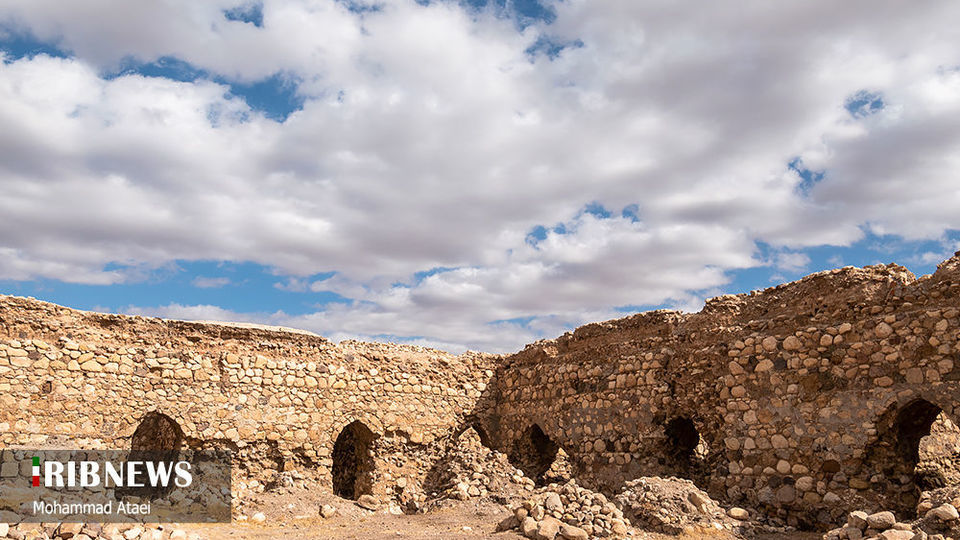 کاروانسرای سنگی آهوان، بنای تاریخی در سمنان کاروانسرای سنگی آهوان، بنای تاریخی در سمنان
