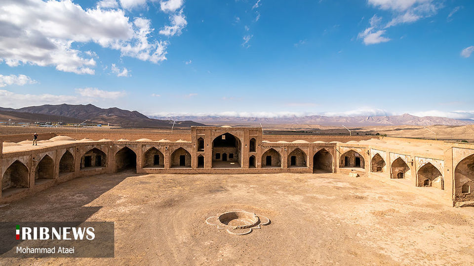کاروانسرای سنگی آهوان، بنای تاریخی در سمنان کاروانسرای سنگی آهوان، بنای تاریخی در سمنان