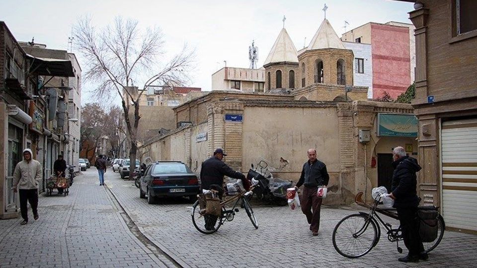 وعده وزیر ارشاد برای کاهش مشکلات تماشاخانه "سنگلج"