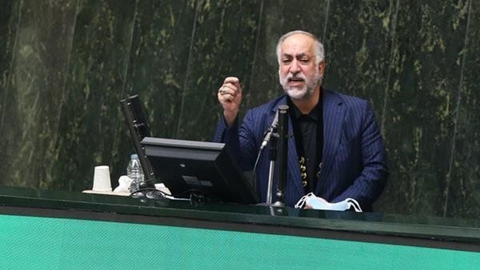 عزیزی: باید حق مناطق جنگی به شاغلان و بازنشستگان پرداخت شود