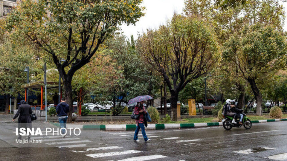 بارش باران در 28 استان / خیزش گردوخاک در نقاط مختلف کشور