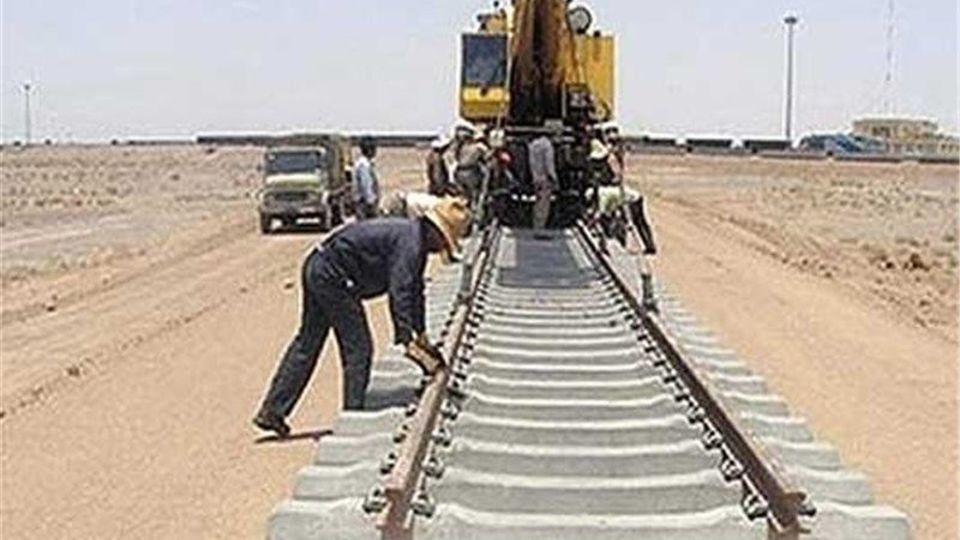 بهره‌برداری استراتژیک‌ترین خط ریلی ایران پس از 12 سال / مخبر راه‌آهن زاهدان خاش را افتتاح کرد