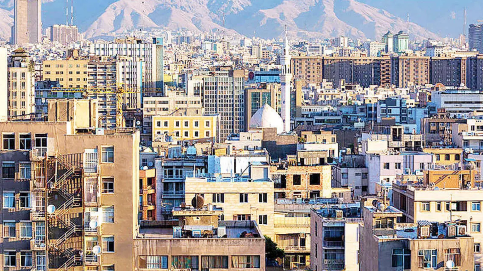 چرا تهران در مقابل کاهش قیمت مسکن مقاومت می کند؟!
