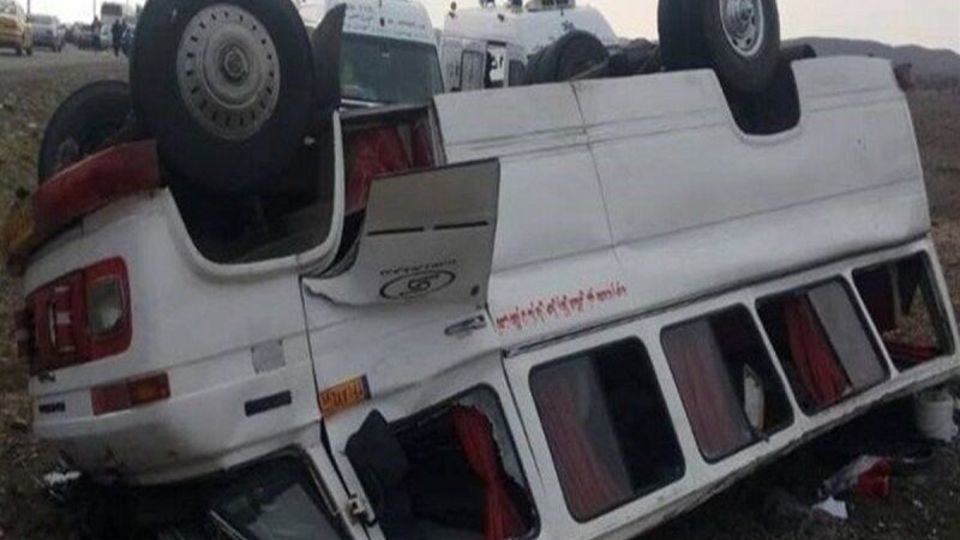 مینیبوس کارگران در کرمانشاه واژگون شد/ حال ۱۵ مصدوم مساعد است مینیبوس کارگران در کرمانشاه واژگون شد/ حال ۱۵ مصدوم مساعد است