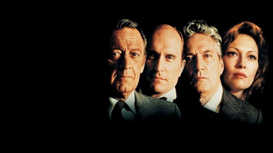 از «غلاف تمام فلزی» تا «همه مردان رئیس جمهور» در شبکه نمایش سیما از «غلاف تمام فلزی» تا «همه مردان رئیس جمهور» در شبکه نمایش سیما