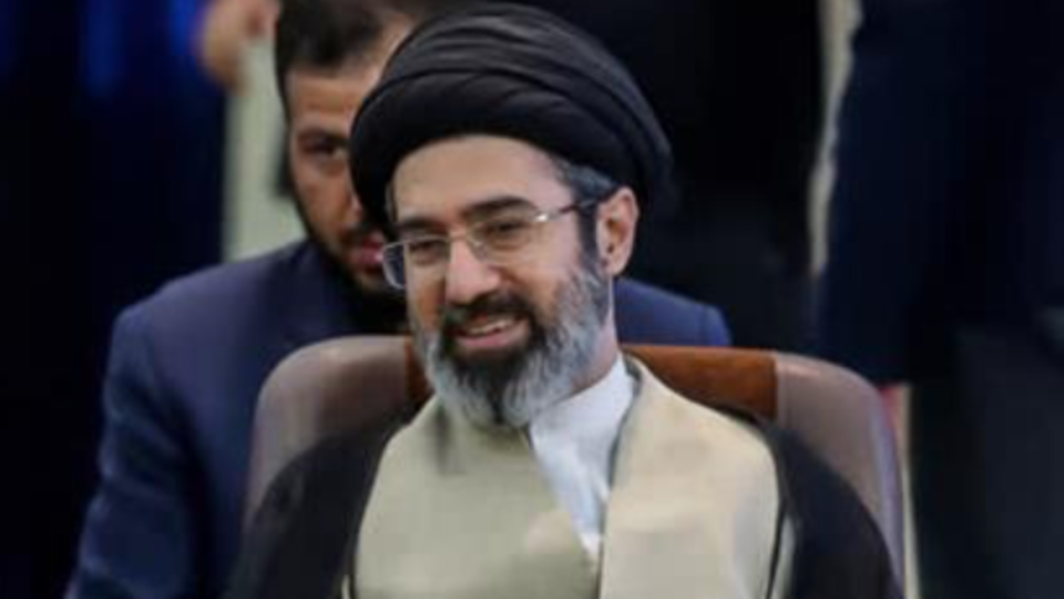 منشور پیروزی «زندگی» بر «جنگ» در پیامهای رهبر انقلاب منشور پیروزی «زندگی» بر «جنگ» در پیامهای رهبر انقلاب