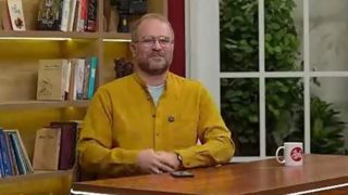 حال و روز این روزهای گوگوش، روغن ریخته را برای ضد انقلاب فاکتور کرد ! حال و روز این روزهای گوگوش، روغن ریخته را برای ضد انقلاب فاکتور کرد !