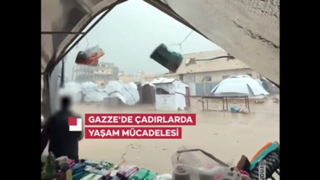 چادرهای آوارگان غزه بر اثر باد و باران شدید تخریب شد چادرهای آوارگان غزه بر اثر باد و باران شدید تخریب شد