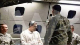 رفتار عجیب کماندوهای آمریکایی با مادورو رفتار عجیب کماندوهای آمریکایی با مادورو