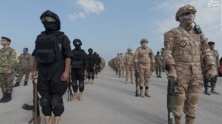 رزمایش نیروی دریایی سپاه در جزایر ایرانی خلیج فارس رزمایش نیروی دریایی سپاه در جزایر ایرانی خلیج فارس