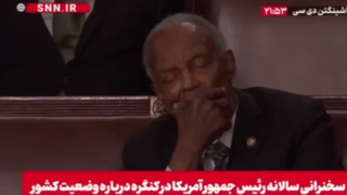 چرت زدن نماینده کنگره آمریکا هنگام سخنرانی ترامپ از دستاوردهای دولتش چرت زدن نماینده کنگره آمریکا هنگام سخنرانی ترامپ از دستاوردهای دولتش