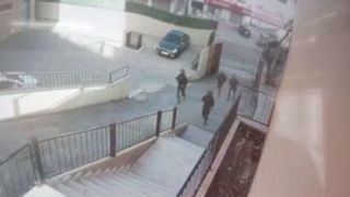 هجوم نظامیان صهیونیست به مدرسهای در جنوب جنین هجوم نظامیان صهیونیست به مدرسهای در جنوب جنین