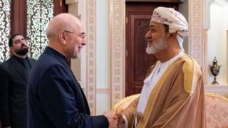دیدار قالیباف و عراقچی با سلطان عمان دیدار قالیباف و عراقچی با سلطان عمان
