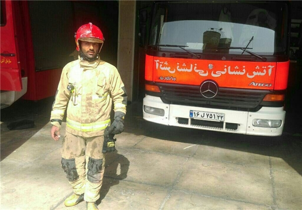 آتش نشان فهرمان شهید میرزا خانی که در حادثه پلاسکو به شهادت رسید