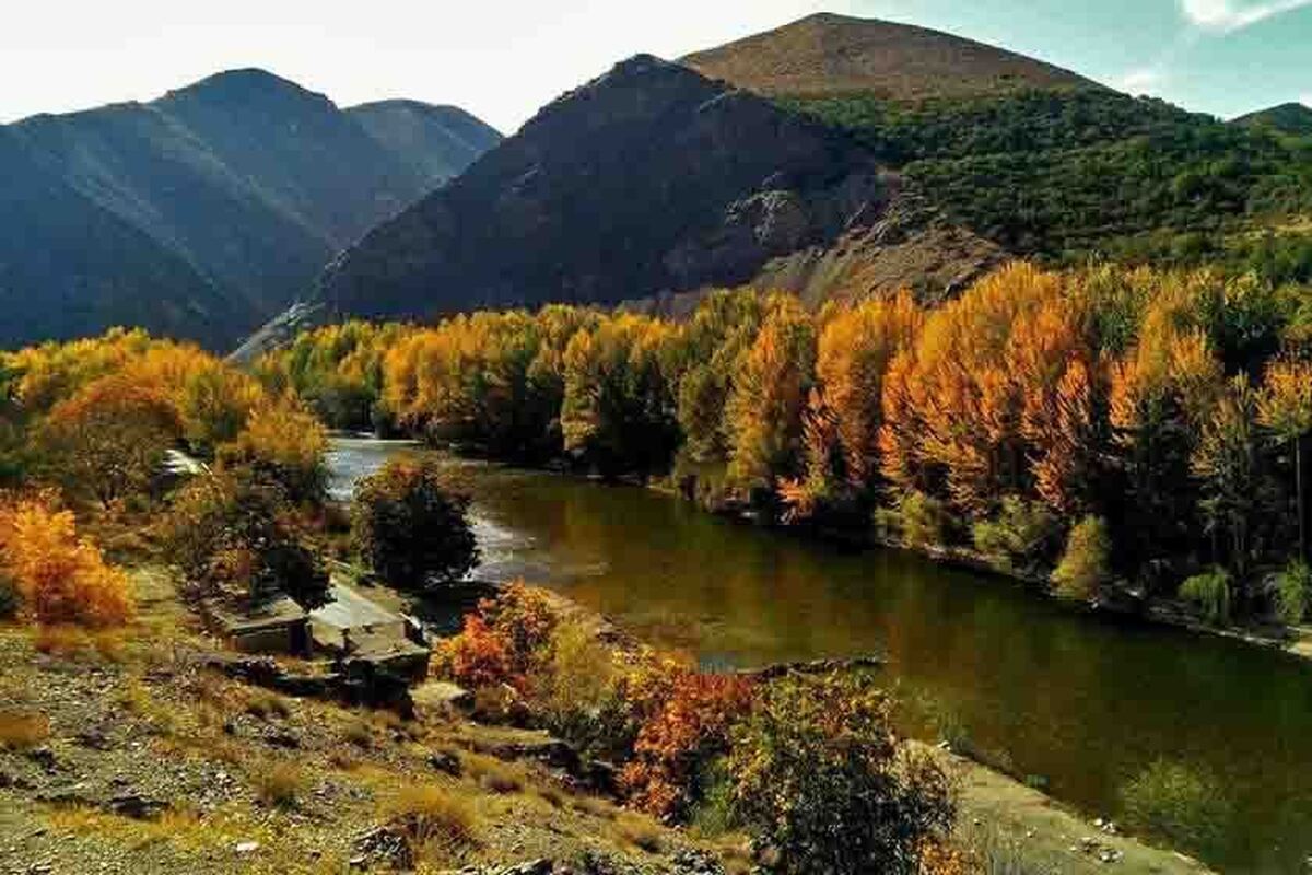 روستای برگ جهان، بهترین مقصد پاییزی در اطراف تهران