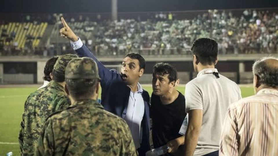 دلیل جنجال بازی سپیدرود و اعتراض عزیزی چه بود؟ دلیل جنجال بازی سپیدرود و اعتراض عزیزی چه بود؟