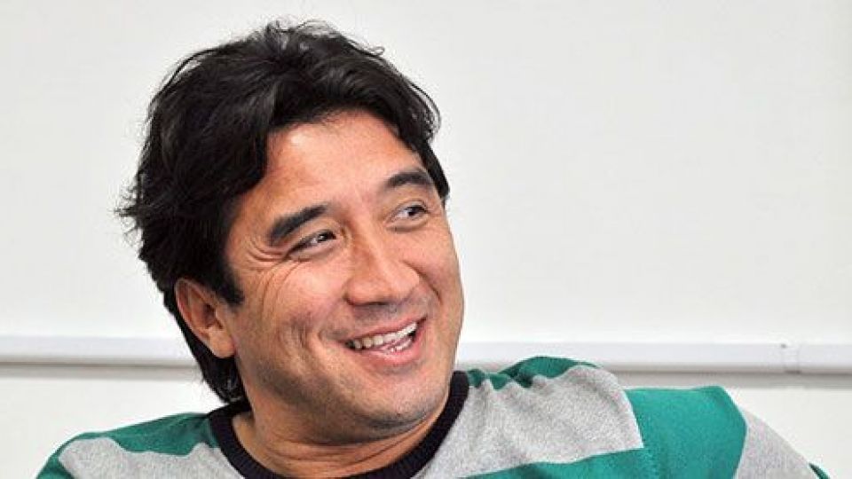 طعنه خداداد به کعبی: بعضیها باید در مورد لوازم آرایش صحبت کنند نه فوتبال! طعنه خداداد به کعبی: بعضیها باید در مورد لوازم آرایش صحبت کنند نه فوتبال!