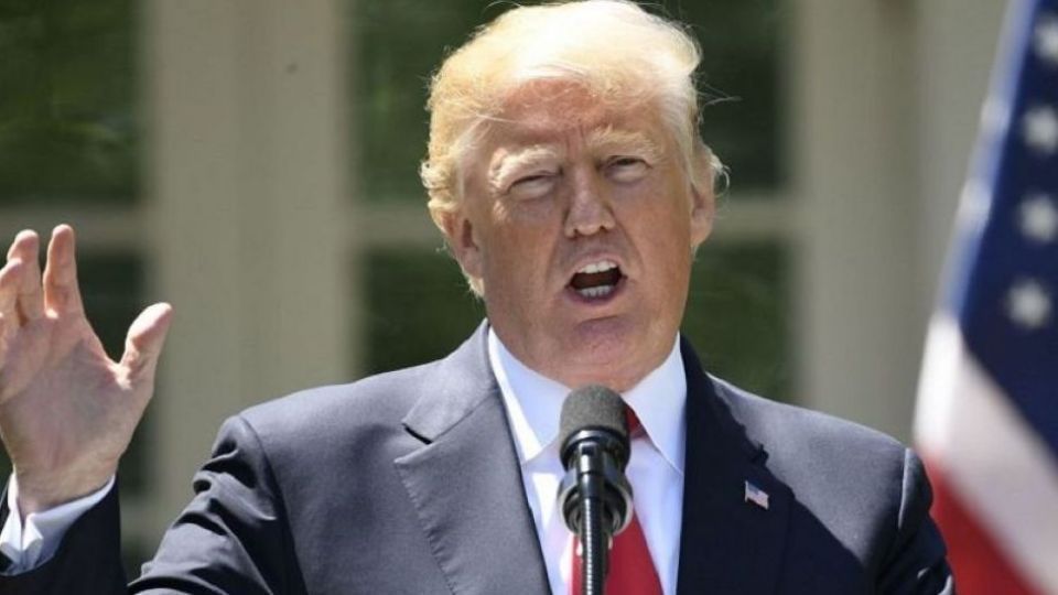 ترامپ دادگاه لاهه را تهدید کرد ترامپ دادگاه لاهه را تهدید کرد