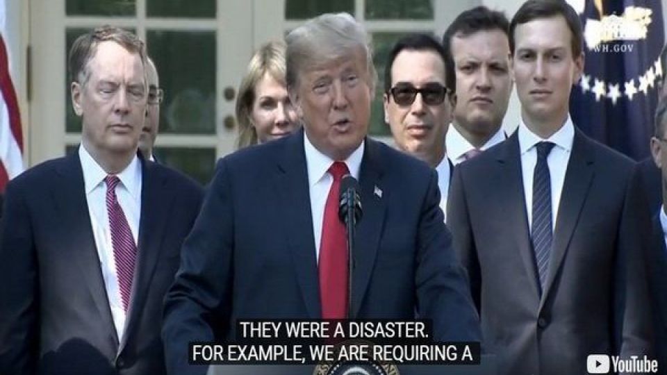 ترامپ: امتیازی برای چین، ژاپن و اروپا است که با ما کار کنند ترامپ: امتیازی برای چین، ژاپن و اروپا است که با ما کار کنند