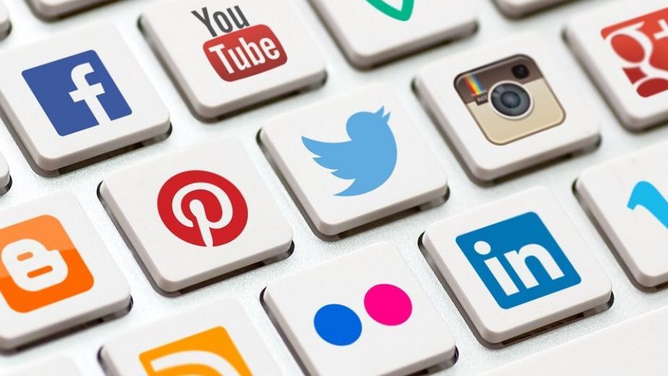 فضای مجازی، دنیایی که واقعیت امروز را شکل میدهد فضای مجازی، دنیایی که واقعیت امروز را شکل میدهد