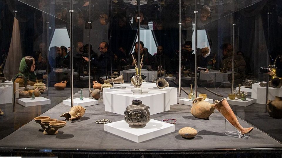 نخستین بازدید خبرنگاران از «کاخ مرمر» نخستین بازدید خبرنگاران از «کاخ مرمر»