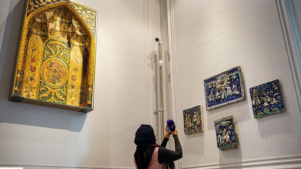 نخستین بازدید خبرنگاران از «کاخ مرمر» نخستین بازدید خبرنگاران از «کاخ مرمر»