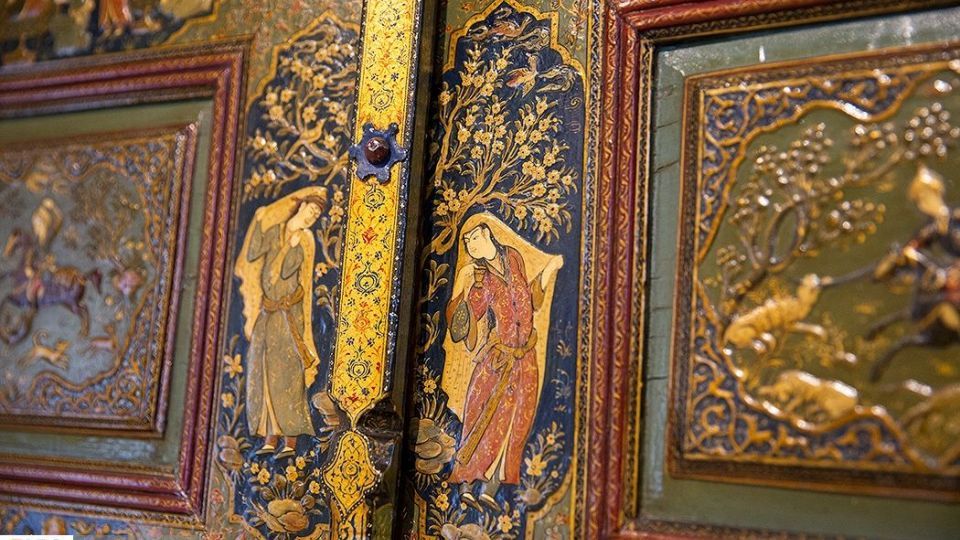 نخستین بازدید خبرنگاران از «کاخ مرمر» نخستین بازدید خبرنگاران از «کاخ مرمر»