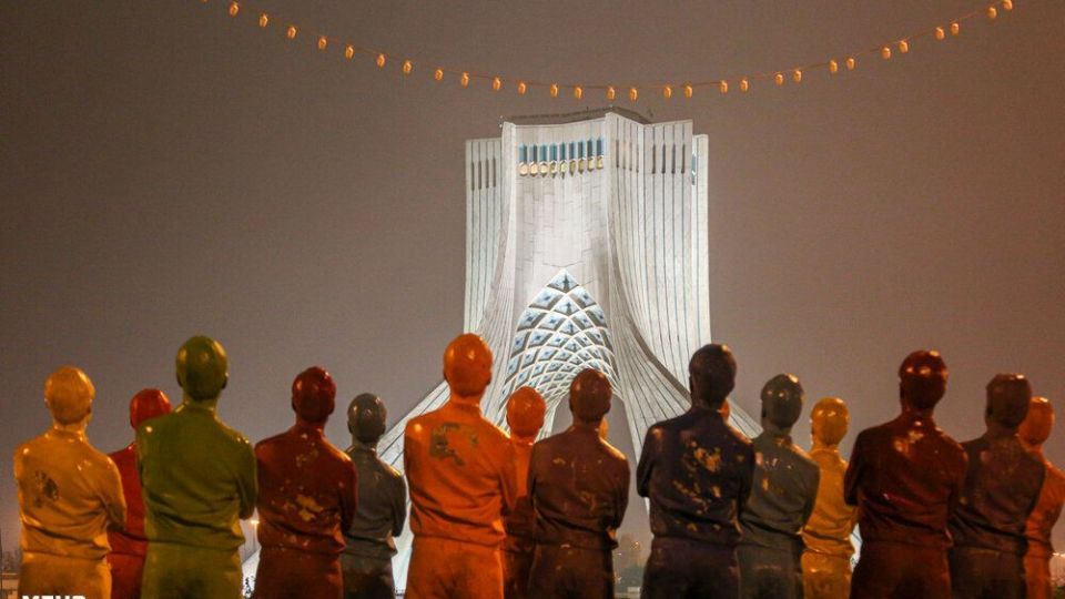 خیابانهای تهران در اولین شب قرنطینه خیابانهای تهران در اولین شب قرنطینه