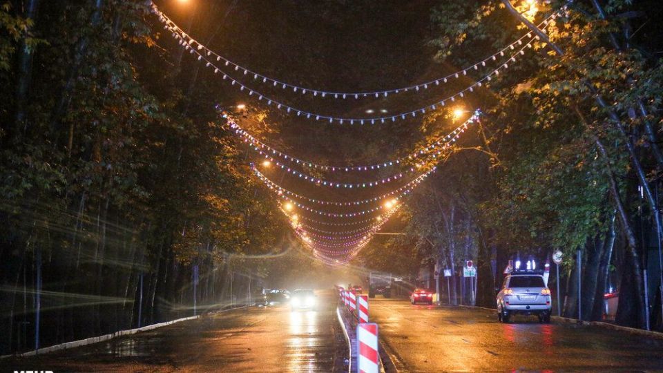 خیابانهای تهران در اولین شب قرنطینه خیابانهای تهران در اولین شب قرنطینه