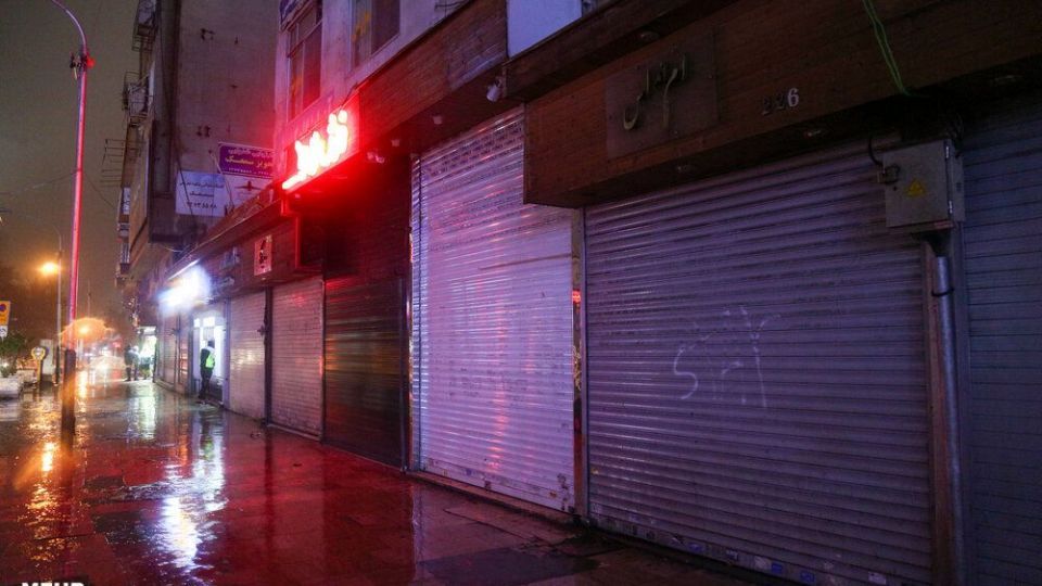 خیابانهای تهران در اولین شب قرنطینه خیابانهای تهران در اولین شب قرنطینه