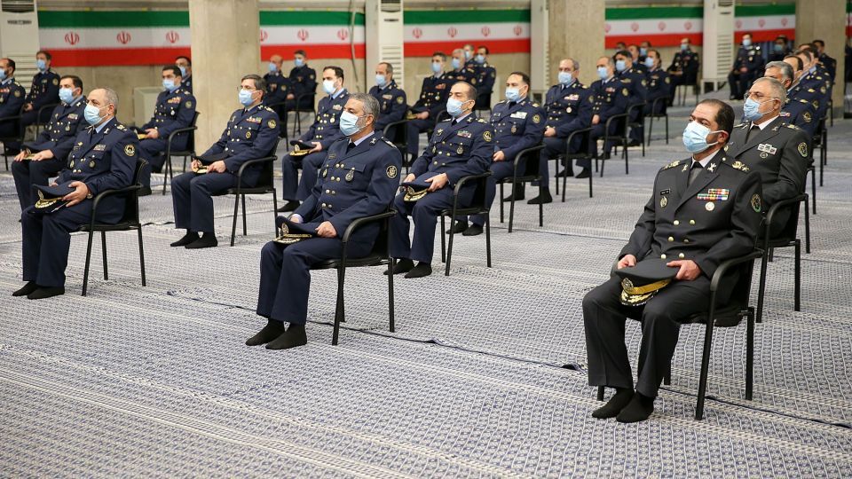 دیدار رهبر انقلاب با فرماندهان نیروی هوایی و پدافند هوایی ارتش