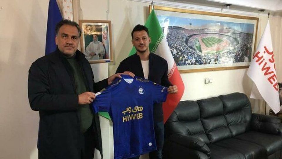 مهاجم پرسپولیس به استقلال تهران پیوست